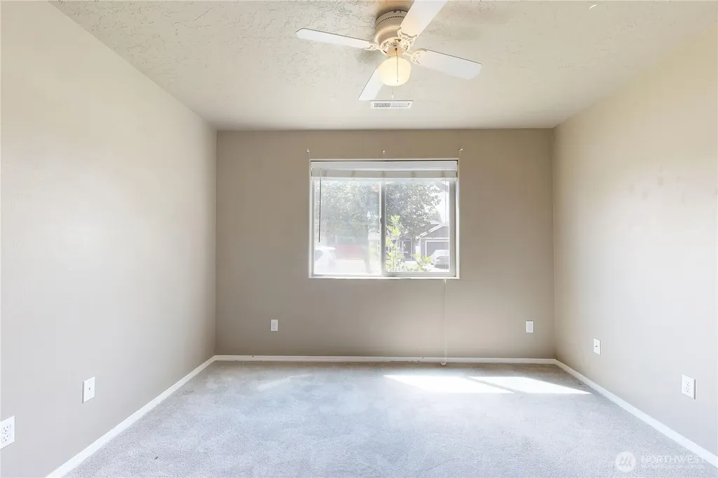 1310 SW Riparian Court College Place WA 99324