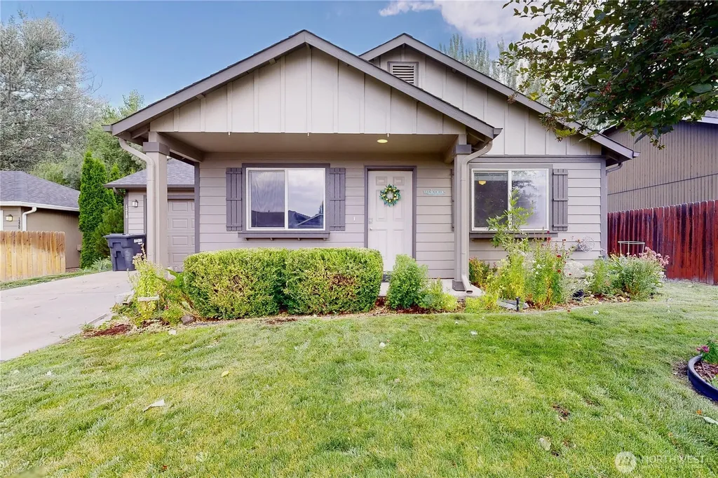 1310 SW Riparian Court College Place WA 99324