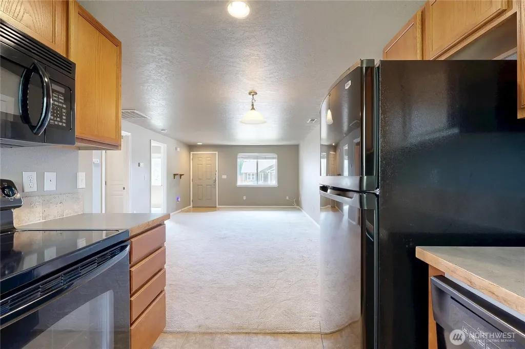 1310 SW Riparian Court College Place WA 99324