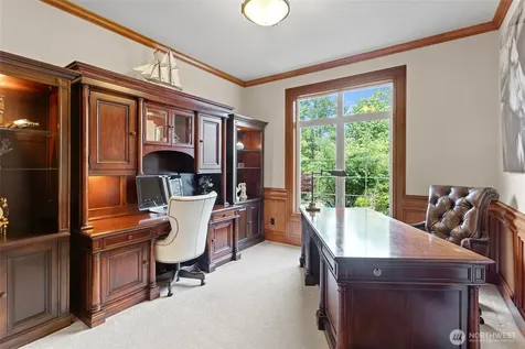 4569 162nd Lane SE Bellevue WA 98006