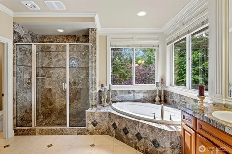 4569 162nd Lane SE Bellevue WA 98006