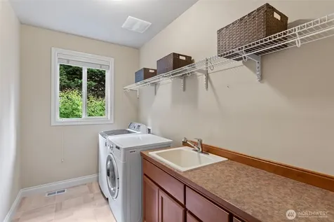 4569 162nd Lane SE Bellevue WA 98006