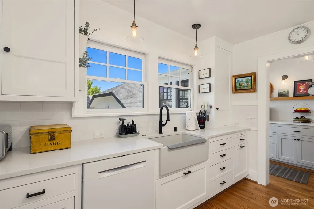 428 3rd Avenue N Edmonds WA 98020