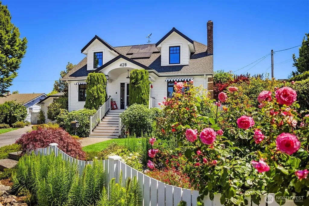428 3rd Avenue N Edmonds WA 98020