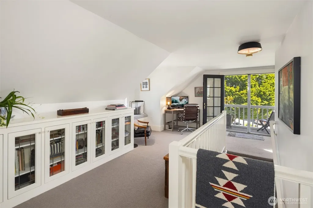 428 3rd Avenue N Edmonds WA 98020