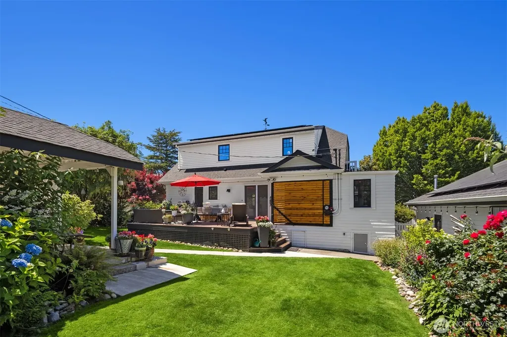 428 3rd Avenue N Edmonds WA 98020