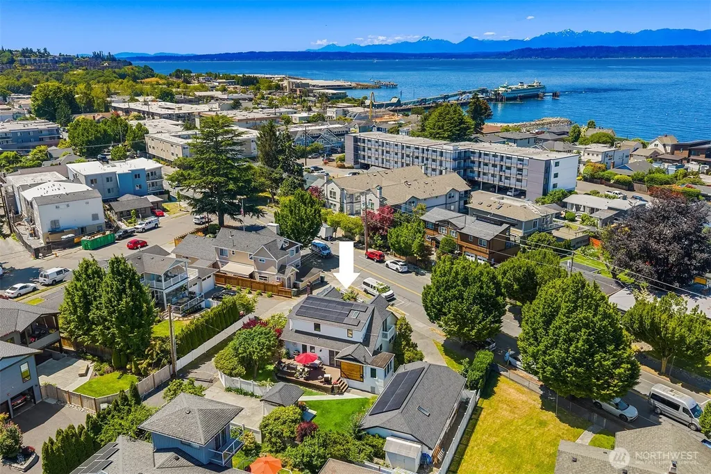 428 3rd Avenue N Edmonds WA 98020