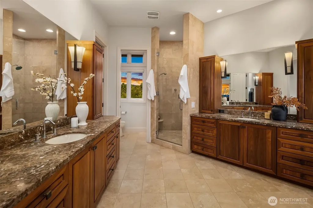 3052 NE Harrison Street Issaquah WA 98029