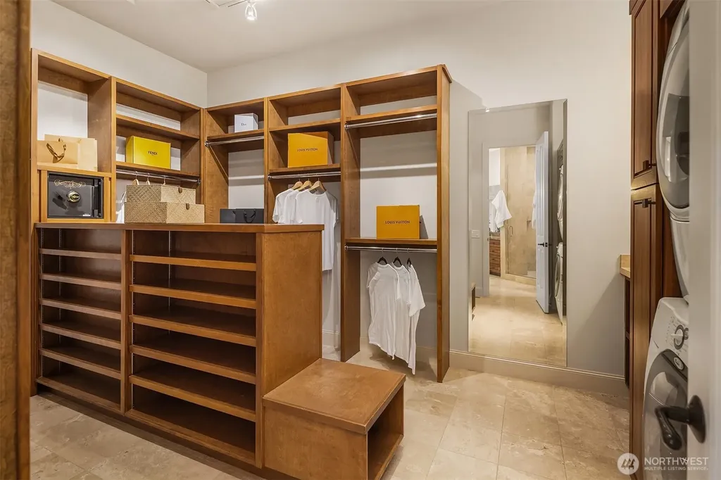 3052 NE Harrison Street Issaquah WA 98029