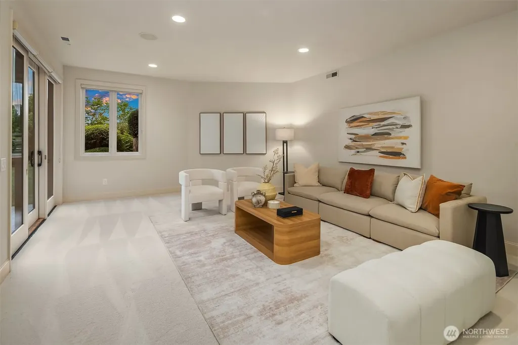 3052 NE Harrison Street Issaquah WA 98029