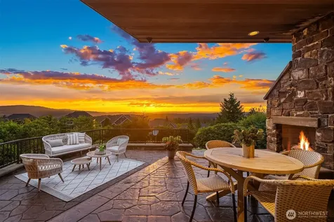 3052 NE Harrison Street Issaquah WA 98029