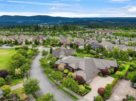 3052 NE Harrison Street Issaquah WA 98029