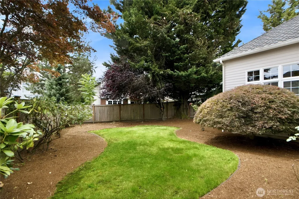 23151 NE 15th Court Sammamish WA 98074