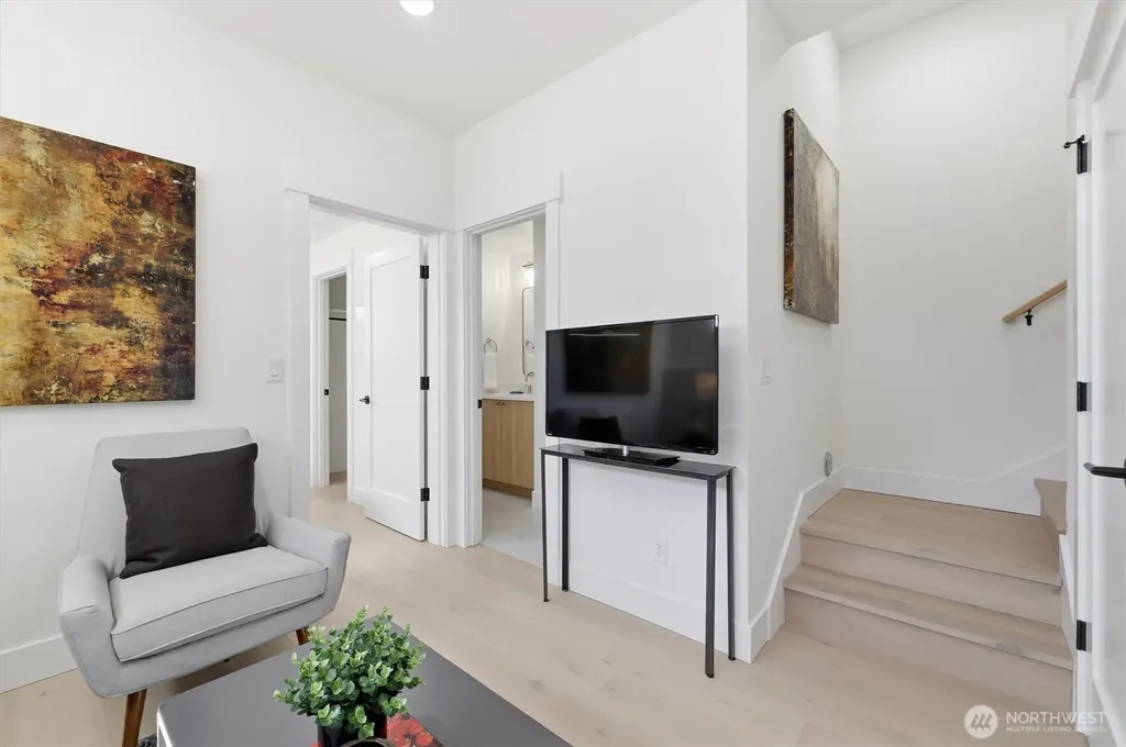2010 Fairview Avenue E Seattle WA 98102
