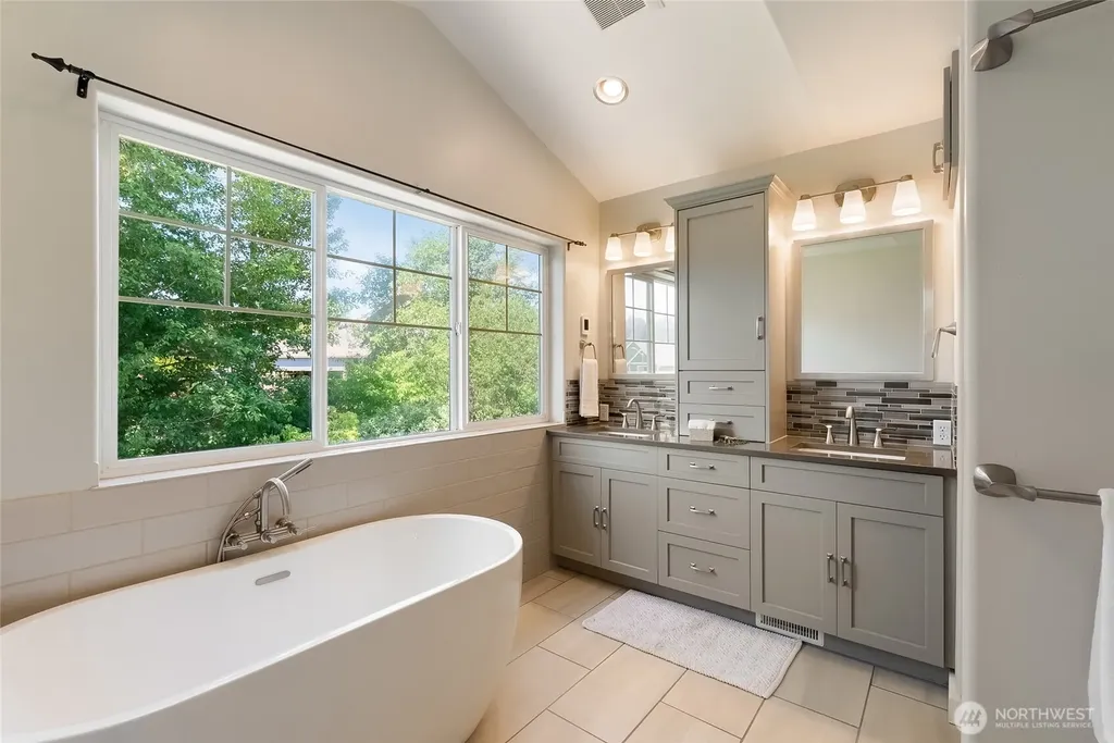 5939 Artist Drive Ferndale WA 98248