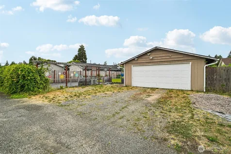708 5th Avenue SE Puyallup WA 98372