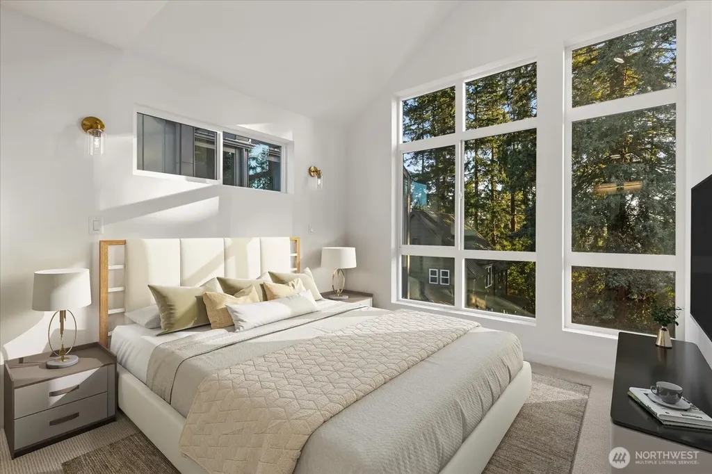 10746 Interlake Avenue N Seattle WA 98133