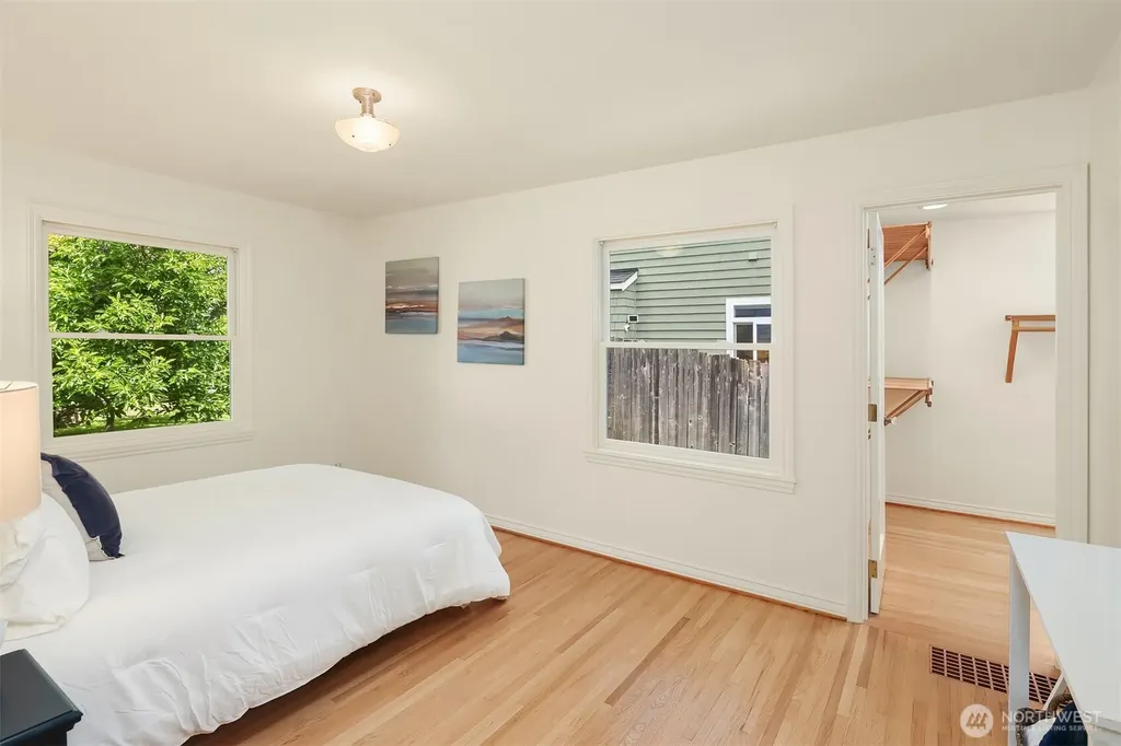 2852 NW 62nd Street Seattle WA 98107