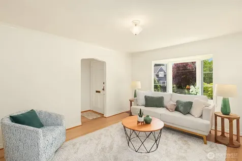 2852 NW 62nd Street Seattle WA 98107