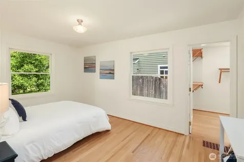 2852 NW 62nd Street Seattle WA 98107