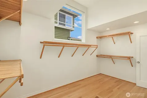 2852 NW 62nd Street Seattle WA 98107