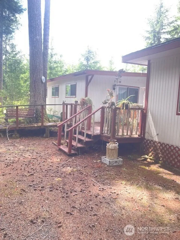50 N Quinault Place Hoodsport WA 98548