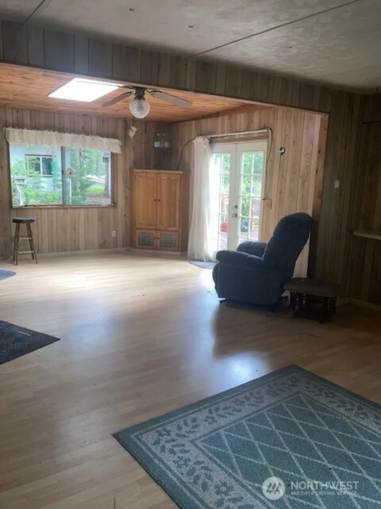 50 N Quinault Place Hoodsport WA 98548