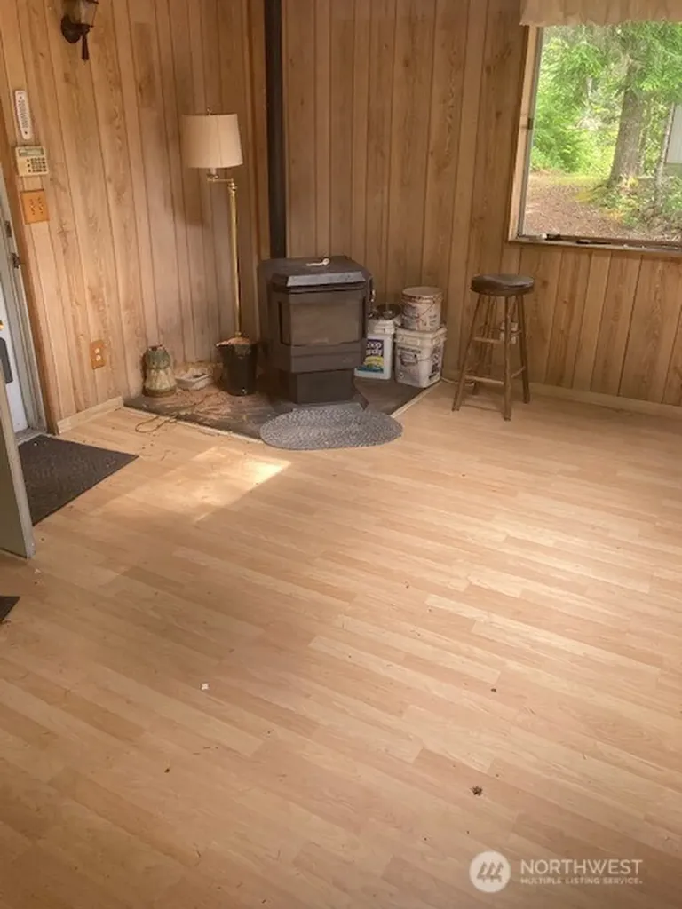 50 N Quinault Place Hoodsport WA 98548