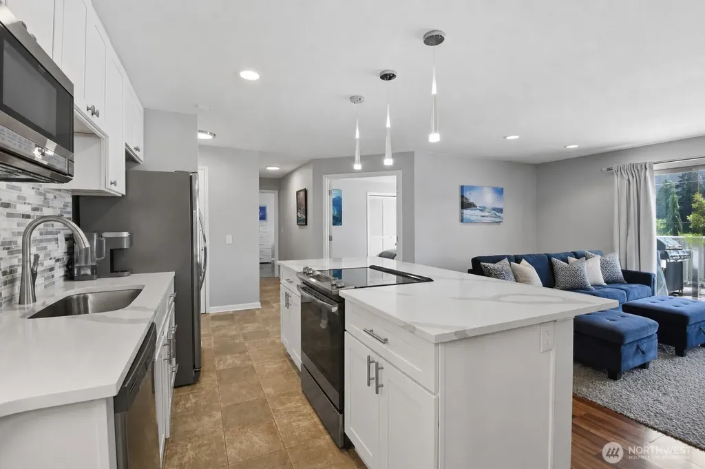 5021 Ripley Lane N Renton WA 98056