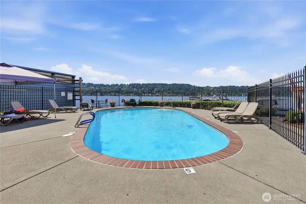 5021 Ripley Lane N Renton WA 98056