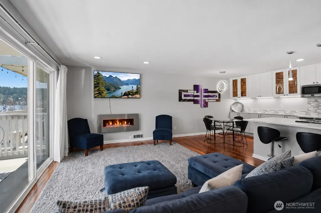 5021 Ripley Lane N Renton WA 98056