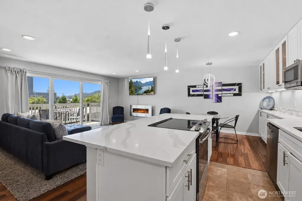 5021 Ripley Lane N Renton WA 98056