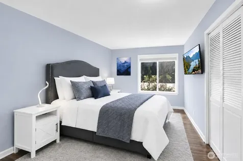 5021 Ripley Lane N Renton WA 98056