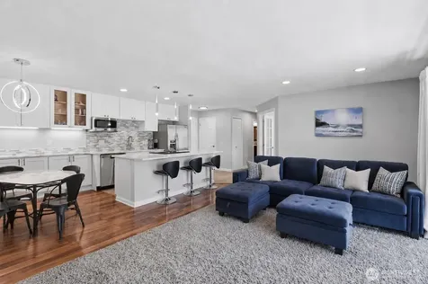 5021 Ripley Lane N Renton WA 98056