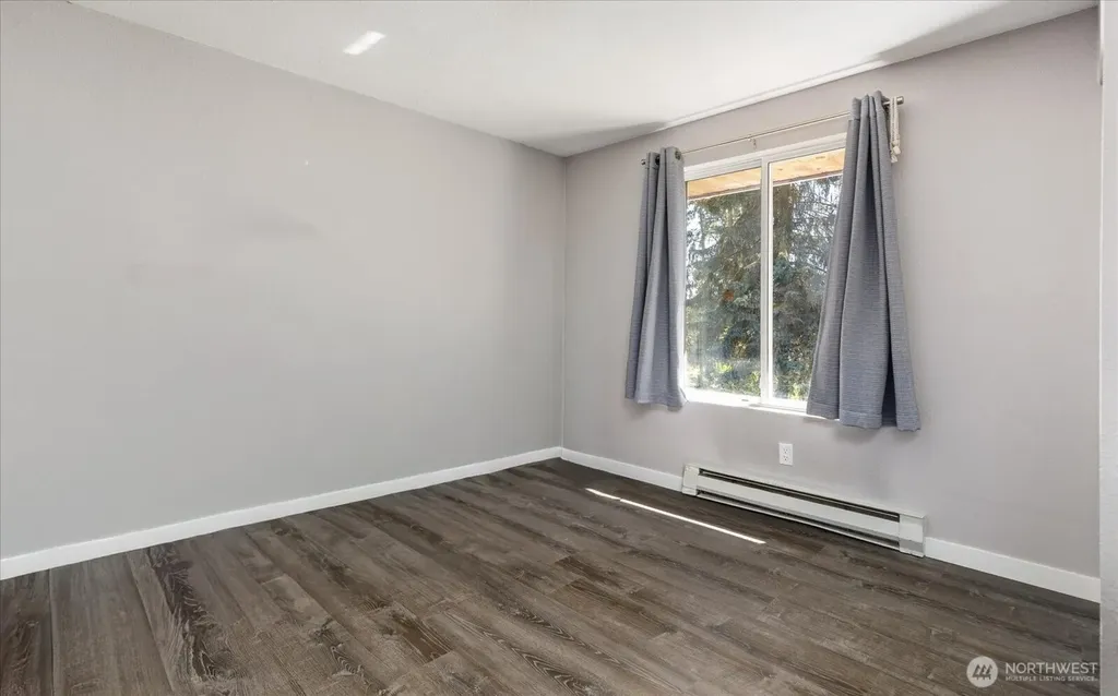 2473 Olympic Drive Oak Harbor WA 98277
