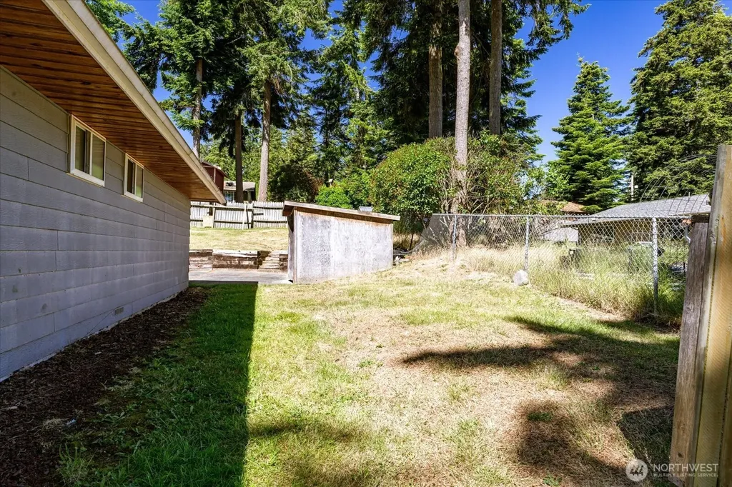 2473 Olympic Drive Oak Harbor WA 98277