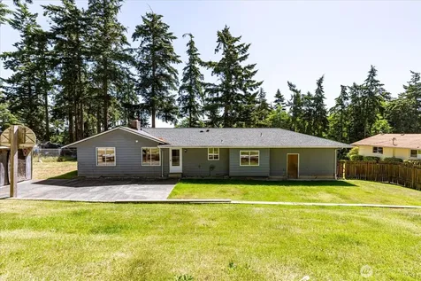 2473 Olympic Drive Oak Harbor WA 98277