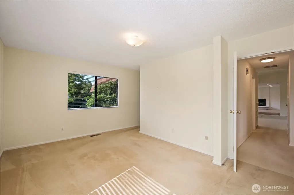 1932 SE 17th Court Renton WA 98055