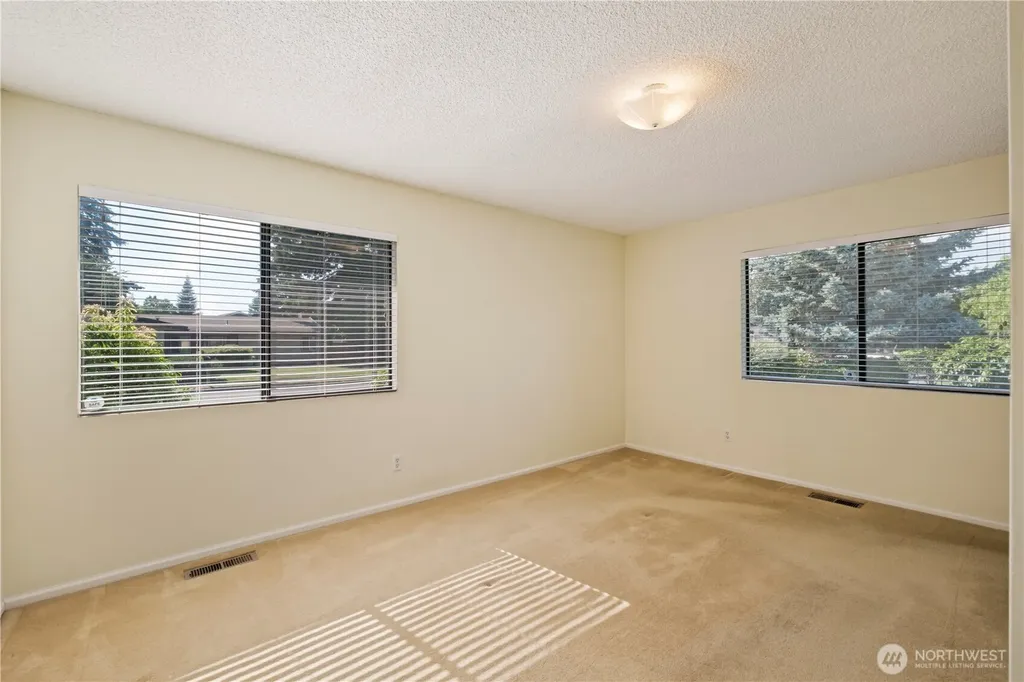 1932 SE 17th Court Renton WA 98055