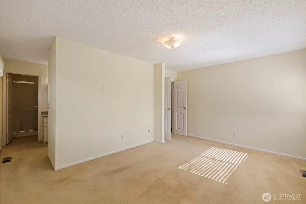 1932 SE 17th Court Renton WA 98055
