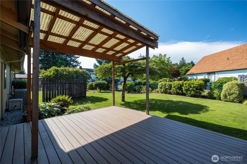 1932 SE 17th Court Renton WA 98055