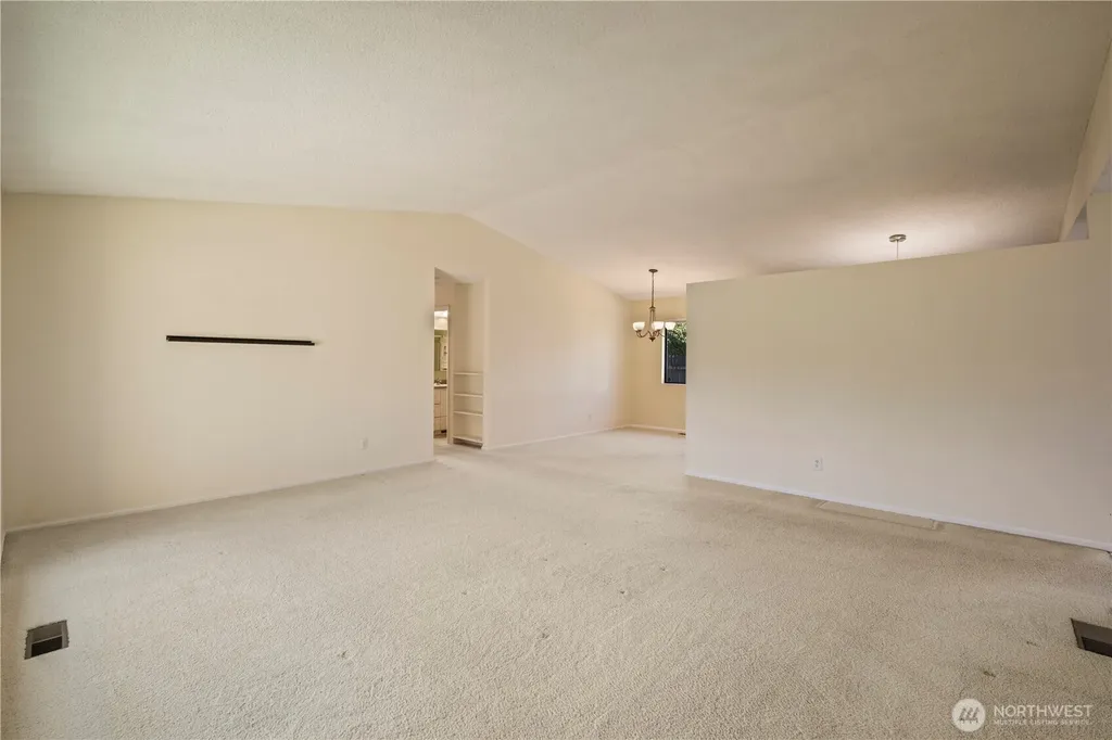 1932 SE 17th Court Renton WA 98055