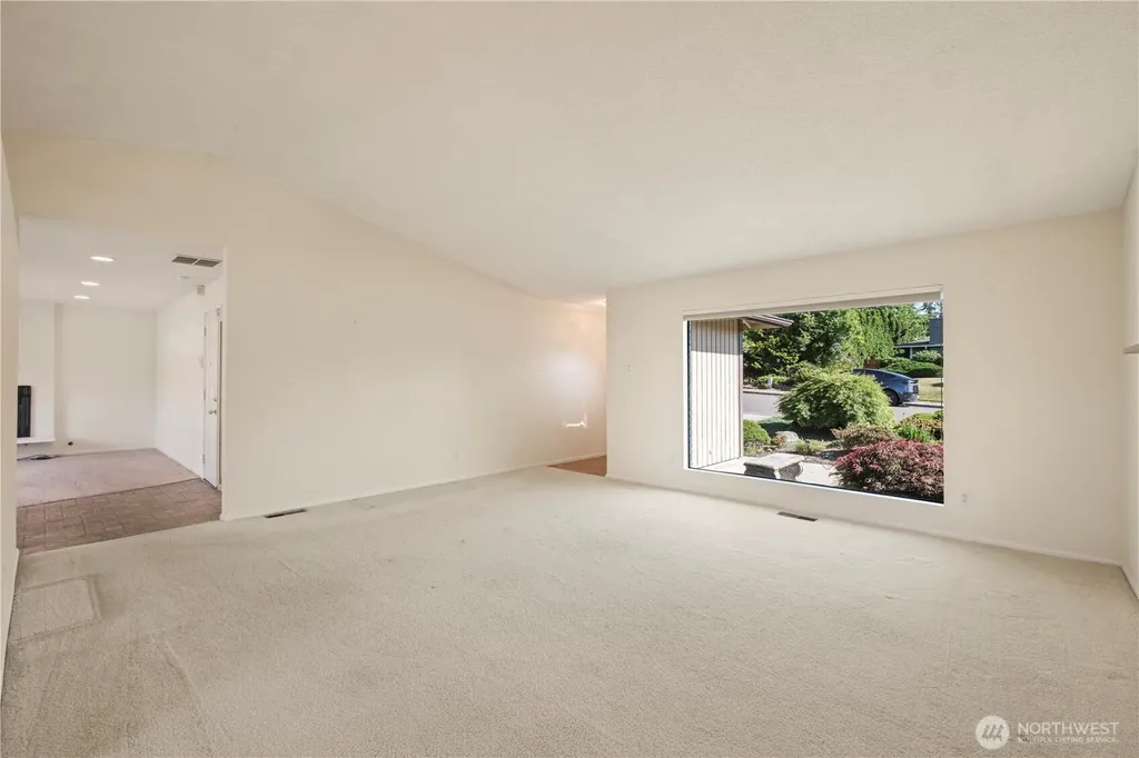 1932 SE 17th Court Renton WA 98055