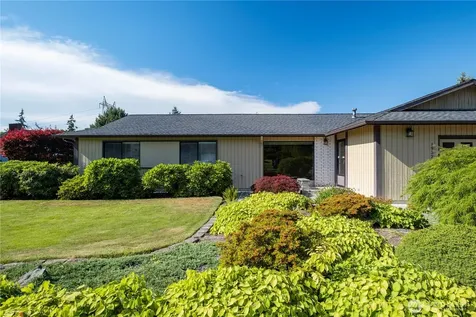 1932 SE 17th Court Renton WA 98055