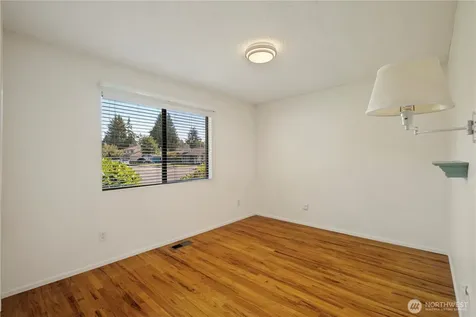 1932 SE 17th Court Renton WA 98055