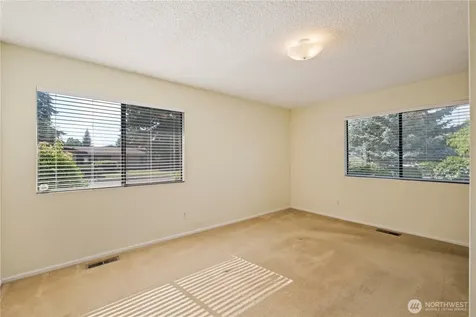 1932 SE 17th Court Renton WA 98055
