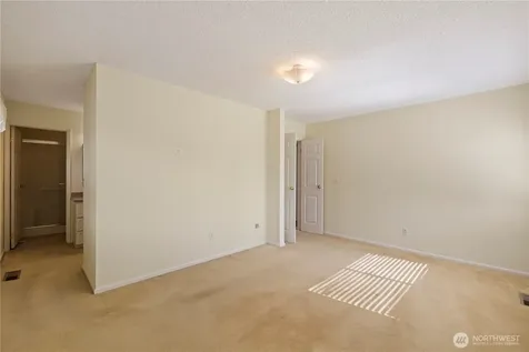 1932 SE 17th Court Renton WA 98055