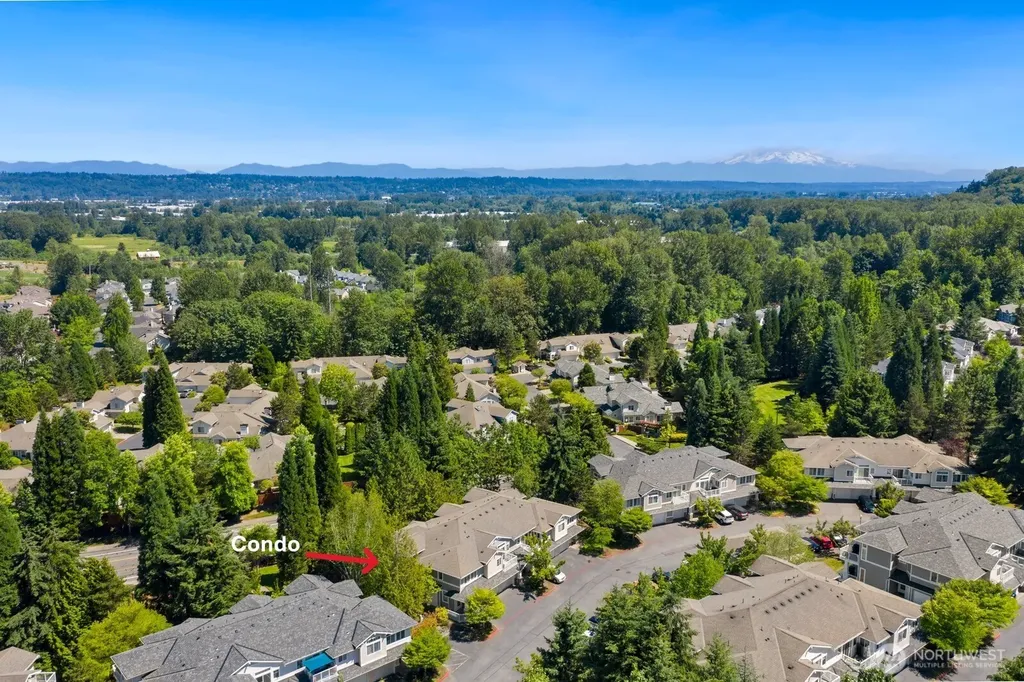 22022 42nd Avenue S Kent WA 98032