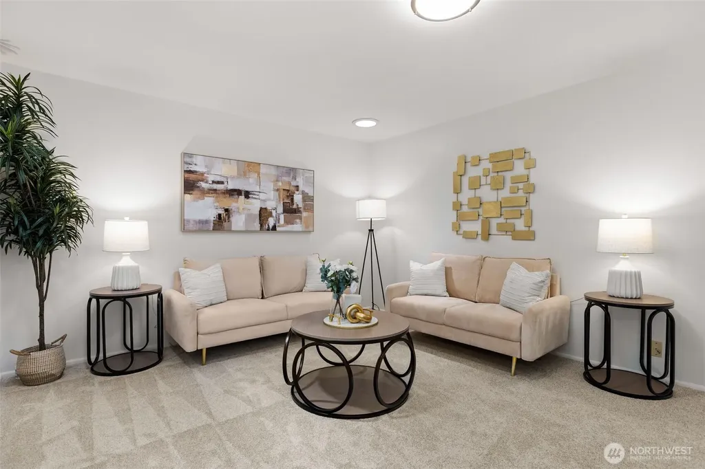 2507 Vashon Court NE Renton WA 98059