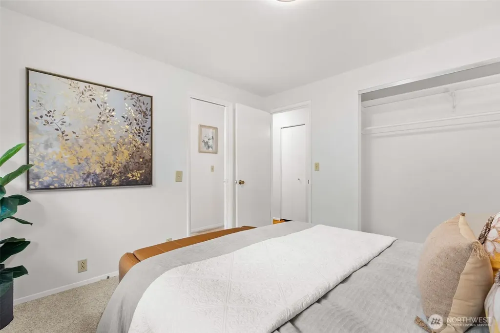 2507 Vashon Court NE Renton WA 98059